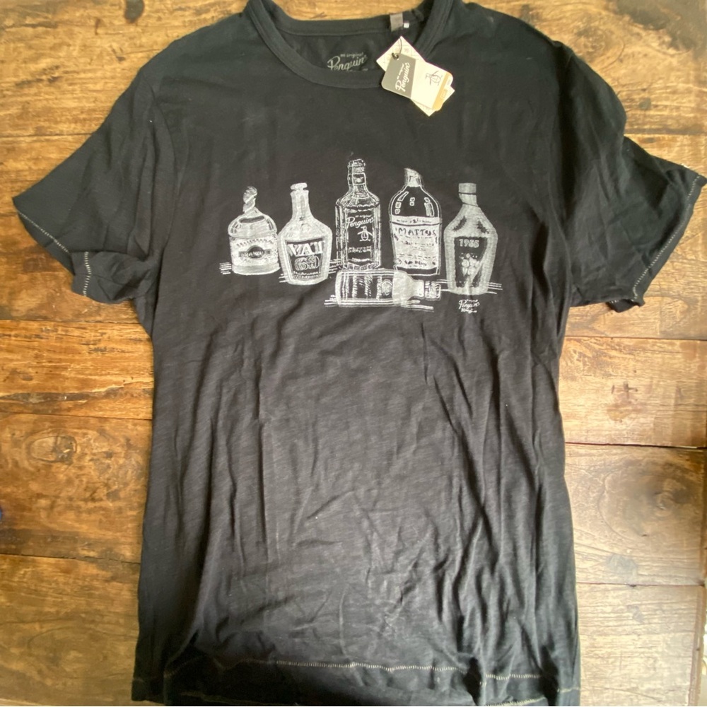 Vintage Original Penguin Liqueur Bottles Men’s  T Shirt - Size XL